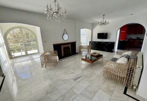 Detached Villa For Sale  in  Coral Bay