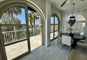 Detached Villa For Sale  in  Coral Bay