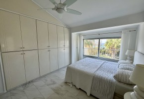 Detached Villa For Sale  in  Coral Bay