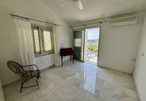 Detached Villa For Sale  in  Coral Bay