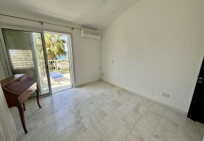 Detached Villa For Sale  in  Coral Bay