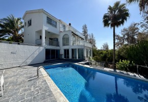 Detached Villa For Sale  in  Coral Bay