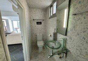 Detached Villa For Sale  in  Coral Bay