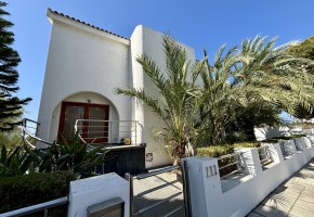 Detached Villa For Sale  in  Coral Bay