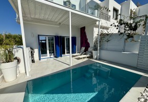 Semi Detached Villa For Sale  in  Chloraka