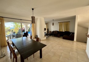 Detached Villa For Sale  in  Chloraka
