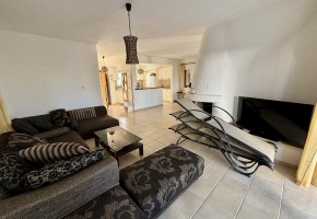 Detached Villa For Sale  in  Chloraka