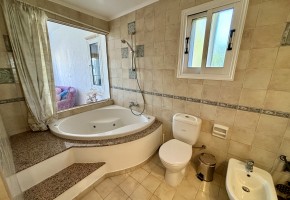 Detached Villa For Sale  in  Chloraka