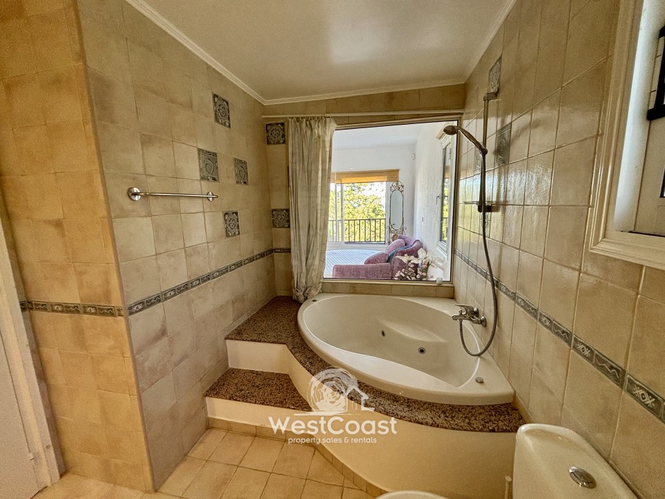 Detached Villa For Sale  in  Chloraka