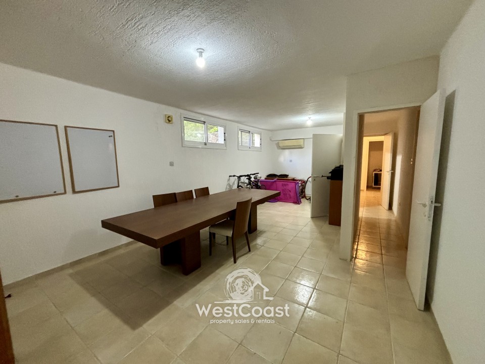 Detached Villa For Sale  in  Chloraka