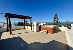 Detached Villa For Sale  in  Chloraka