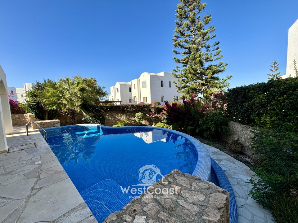 Detached Villa For Sale  in  Chloraka