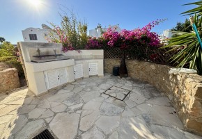 Detached Villa For Sale  in  Chloraka