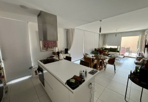 Apartment For Sale  in  Universal