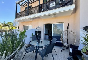 Town House For Sale  in  Peyia