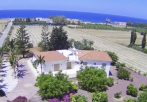 Bungalow For Sale  in  Sea Caves - St.George