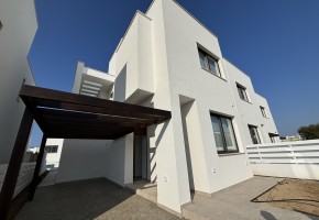 Detached Villa For Sale  in  Tombs of the Kings