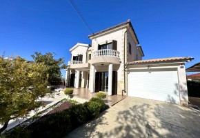 Detached Villa For Sale  in  Aphrodite Hills