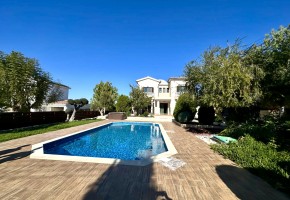 Detached Villa For Sale  in  Aphrodite Hills