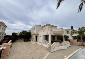 Detached Villa For Sale  in  Sea Caves - St.George