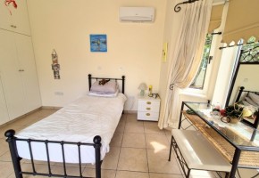 Detached Villa For Sale  in  Sea Caves - St.George