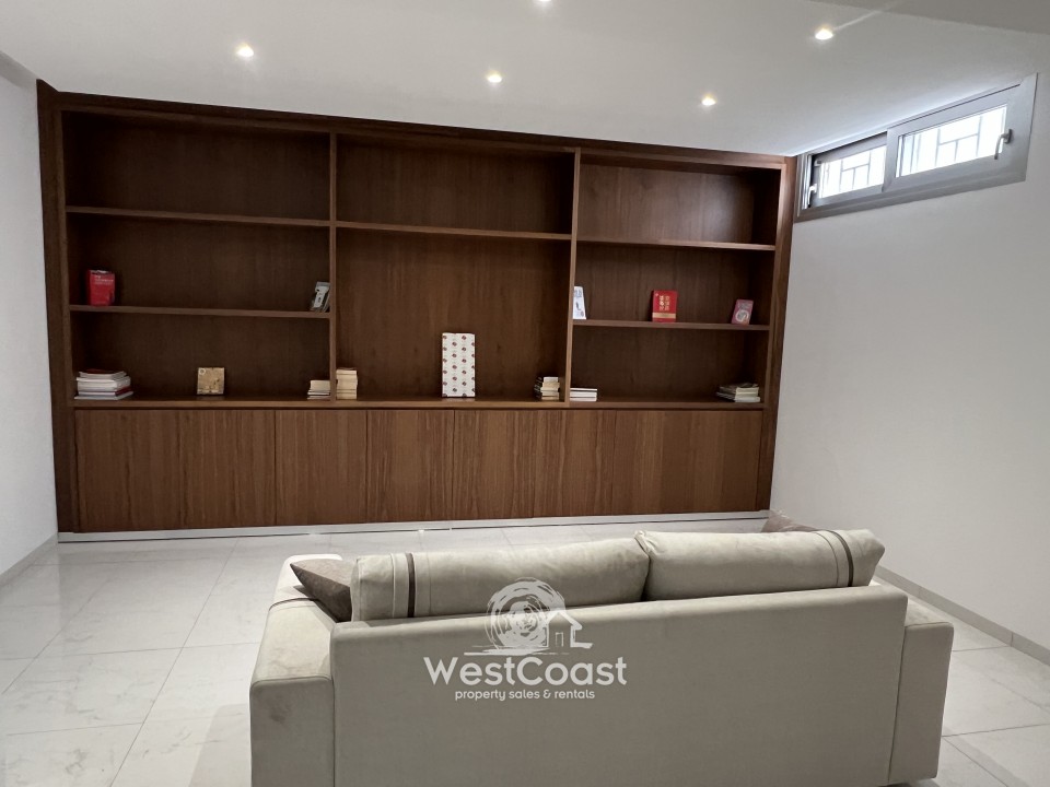 Detached Villa For Sale  in  Yeroskipou