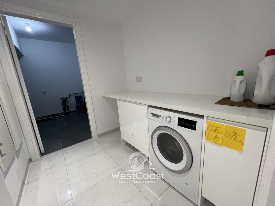 Detached Villa For Sale  in  Yeroskipou