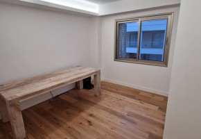 Apartment For Sale  in  Tombs of the Kings