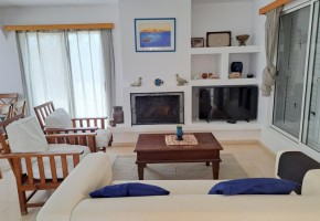 Detached Villa For Sale  in  Peyia