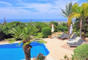 Detached Villa For Sale  in  Peyia