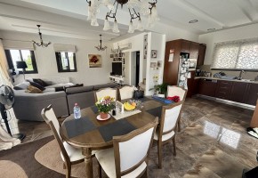 Detached Villa For Sale  in  Peyia