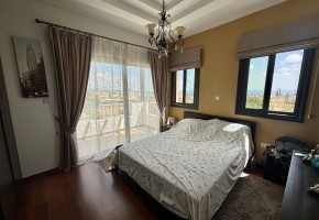 Detached Villa For Sale  in  Peyia