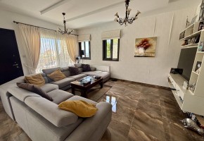 Detached Villa For Sale  in  Peyia