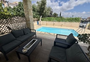 Detached Villa For Sale  in  Peyia