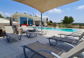 Detached Villa For Sale  in  Pano Arodes