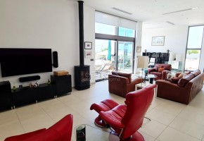 Detached Villa For Sale  in  Pano Arodes