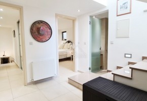 Detached Villa For Sale  in  Pano Arodes