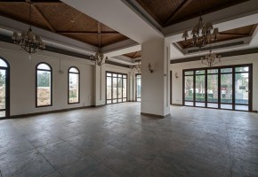 Building For Sale  in  Tombs of the Kings