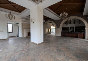 Building For Sale  in  Tombs of the Kings