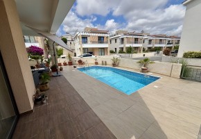 Detached Villa For Sale  in  Peyia