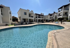 Semi Detached Villa For Sale  in  Universal