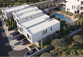 Town House For Sale  in  Tombs of the Kings