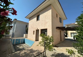 Detached Villa For Sale  in  Universal