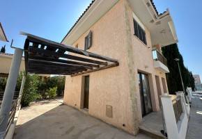 Detached Villa For Sale  in  Universal