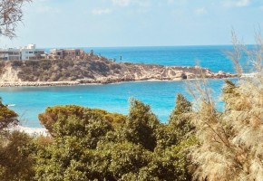 Detached Villa For Sale  in  Coral Bay