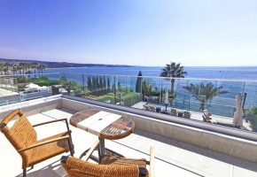 Detached Villa For Sale  in  Coral Bay