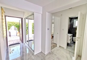 Detached Villa For Sale  in  Coral Bay