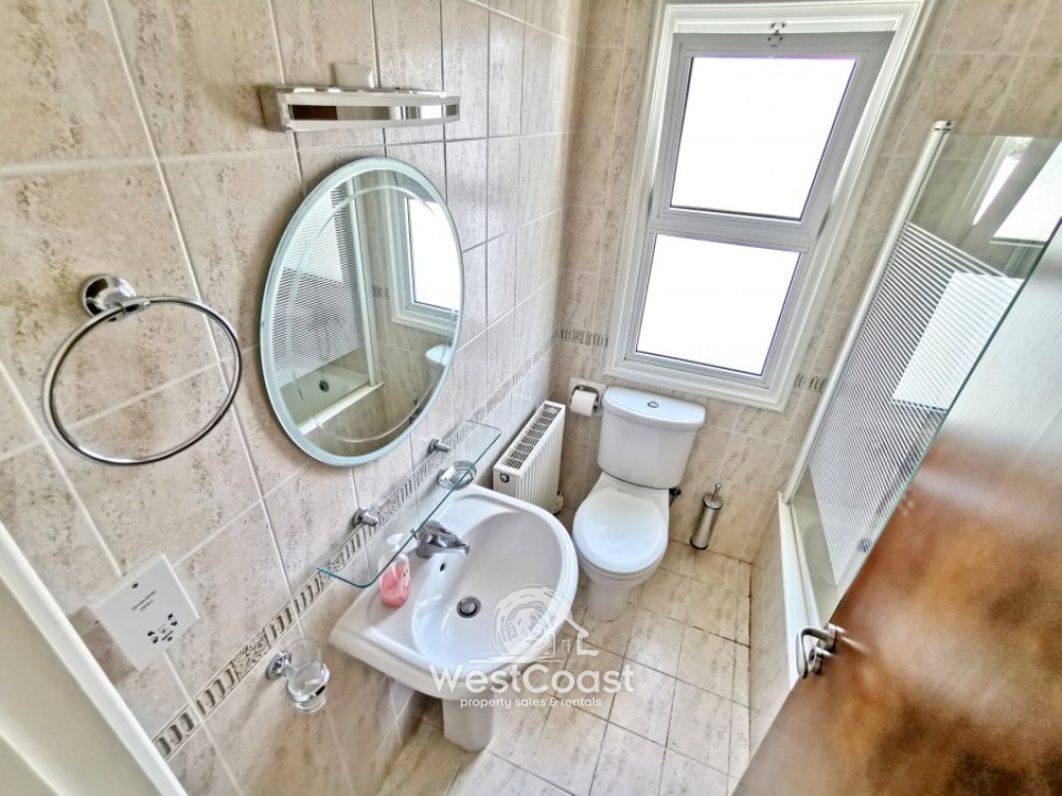 Detached Villa For Sale  in  Coral Bay