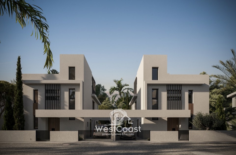 Detached Villa For Sale  in  Pernera