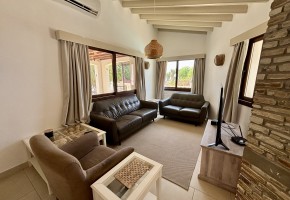 Bungalow For Sale  in  Peyia